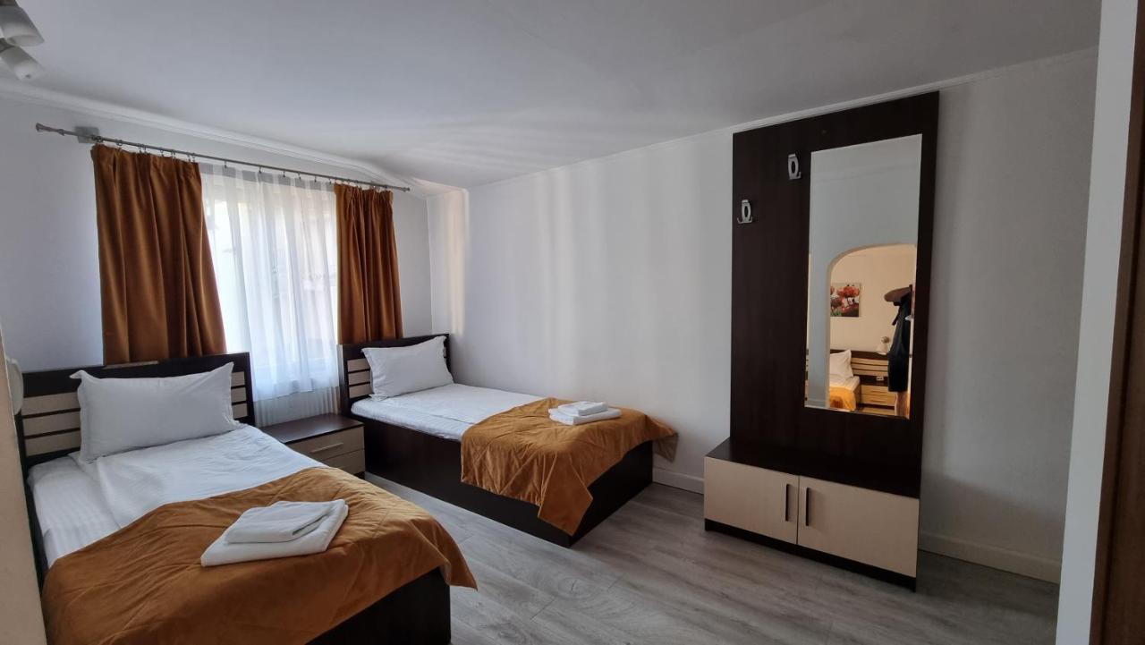 Vila Parc Cluj-Napoca Eksteriør billede